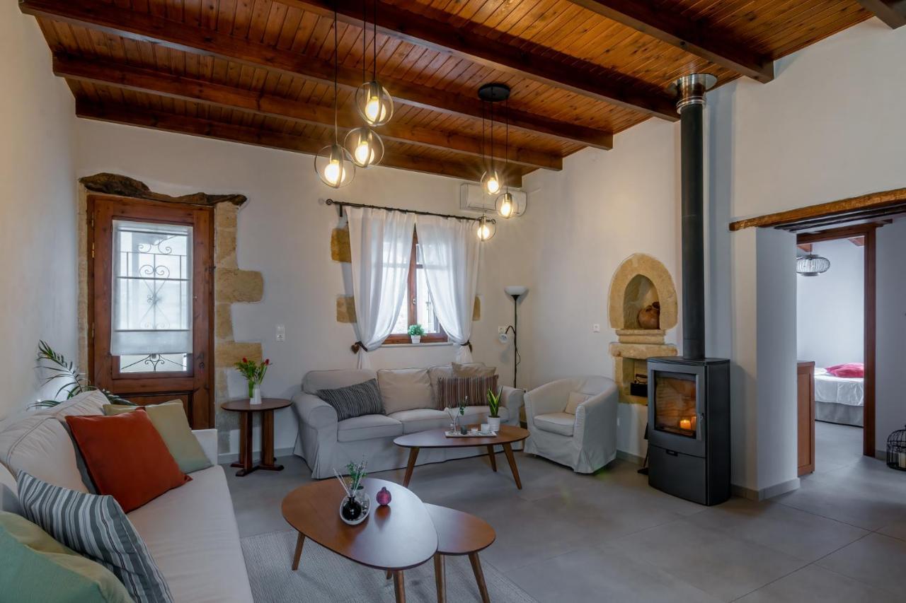 Alia Stone Villa-Ideal For Families-Heated Pool Nohia المظهر الخارجي الصورة