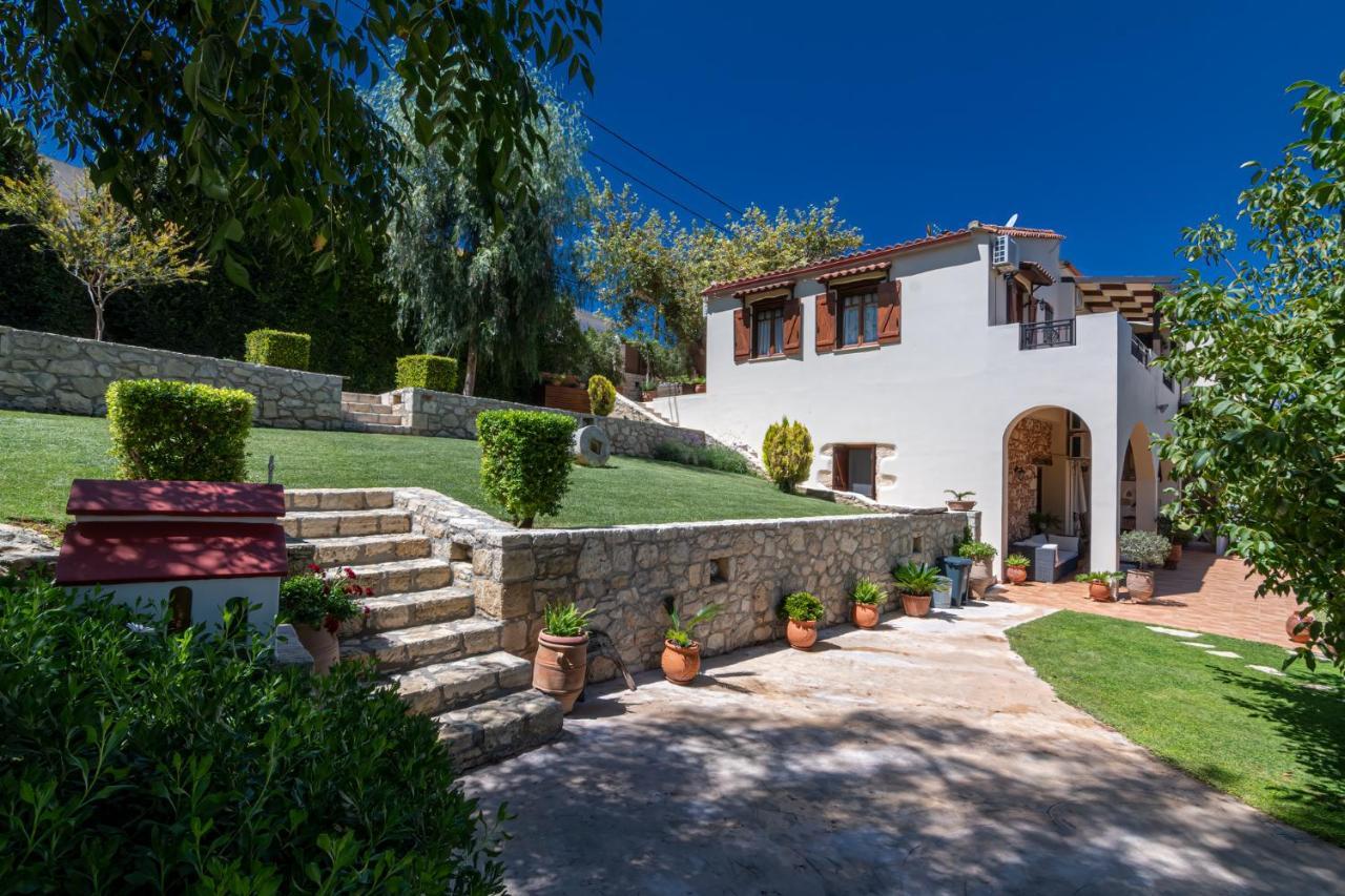 Alia Stone Villa-Ideal For Families-Heated Pool Nohia المظهر الخارجي الصورة
