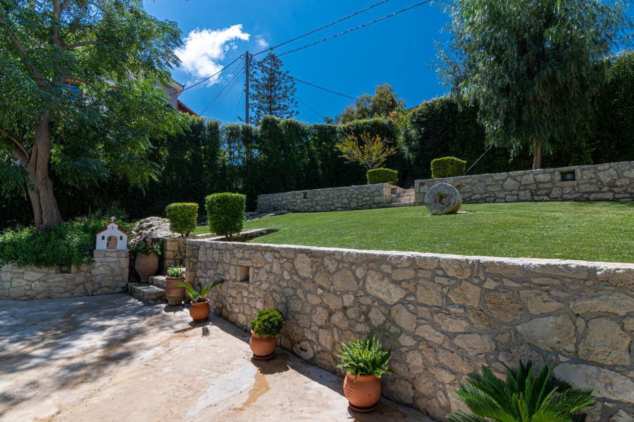 Alia Stone Villa-Ideal For Families-Heated Pool Nohia المظهر الخارجي الصورة